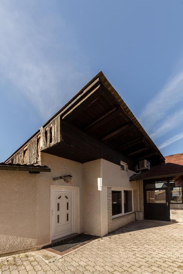 Apartments Keber Любляна Екстериор снимка