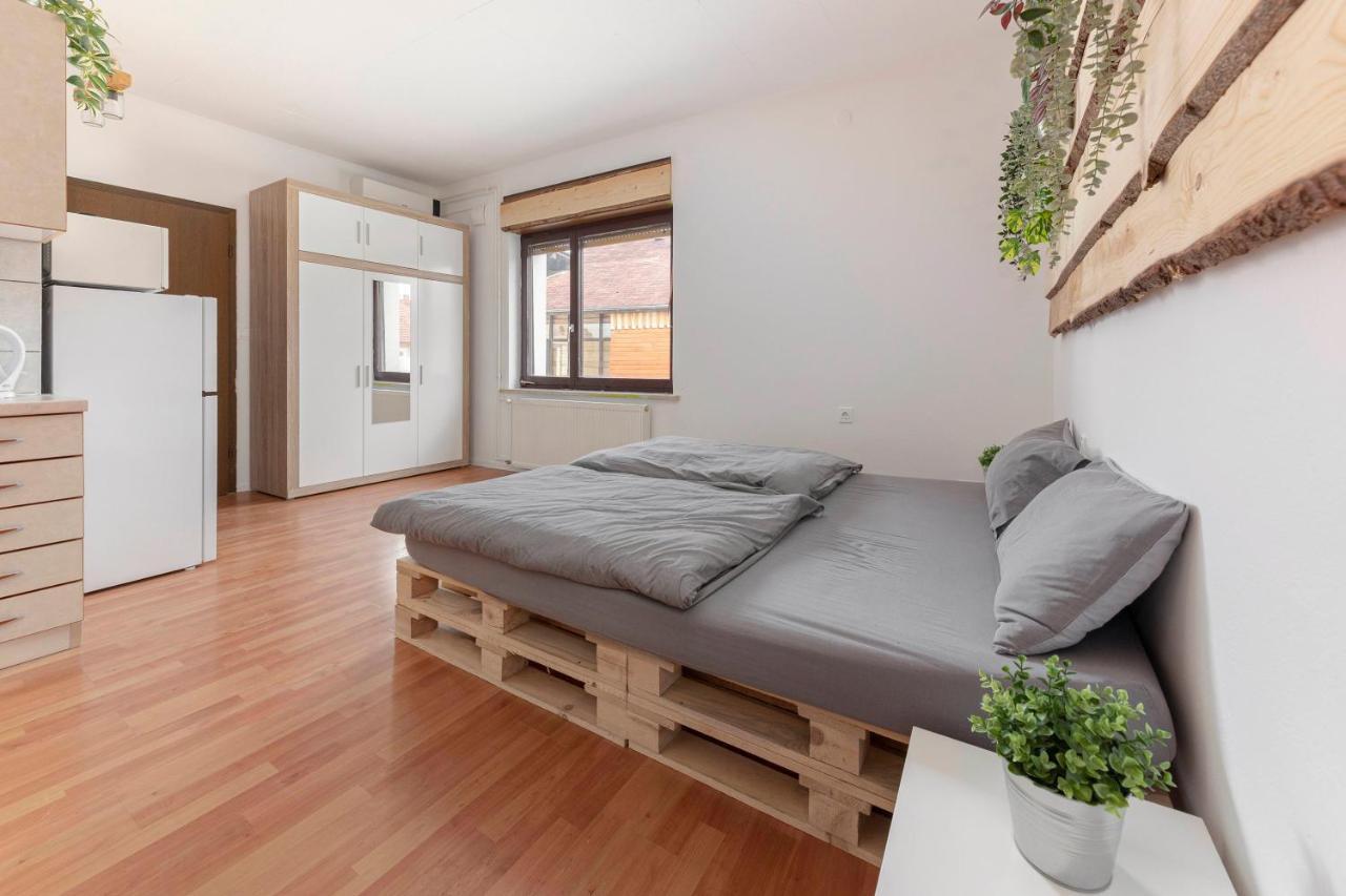 Apartments Keber Любляна Екстериор снимка